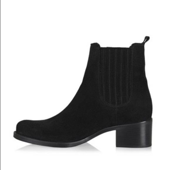 La Canadienne Prince Waterproof suede bootie - Picture 2 of 10
